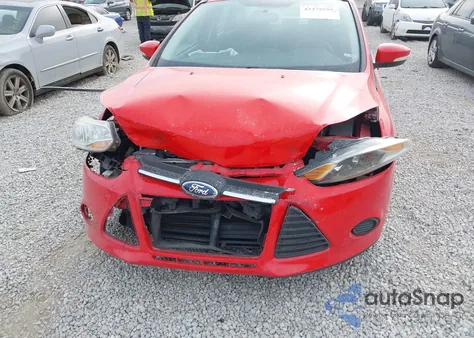 2014 Ford Focus Se из США, поврежденный, VIN 1FADP3F20EL312807